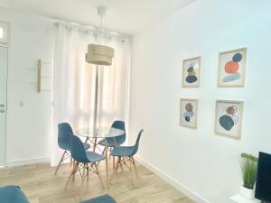 Posezení v ubytování China Town Madrid 01 + 18 fotografií