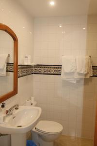 Koupelna v ubytování HOSTAL MONCADA