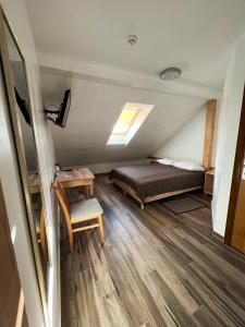 Posteľ alebo postele v izbe v ubytovaní Hotel Zorepad