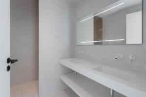 Zdjęcie z galerii obiektu Villa Marine - 10 pers - Centre Cassis - Piscine w Cassis