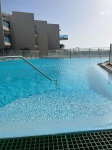 Bazén v ubytovaní El Cotillo Ocean View alebo v jeho blízkosti