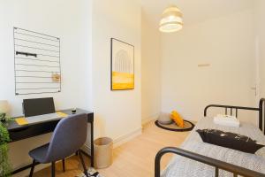 Posedenie v ubytovaní expat renting - Le Barcelone - Compans - Parking