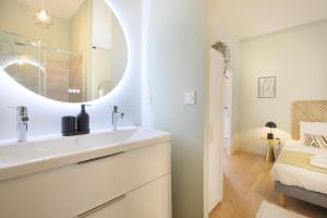 Kúpeľňa v ubytovaní expat renting - Le Barcelone - Compans - Parking