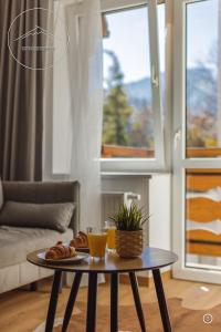 Nespecifikovaný výhled na hory nebo výhled na hory při pohledu z apartmánu