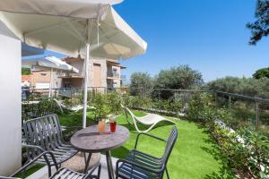 Balkón nebo terasa v ubytování Albatros Beach House