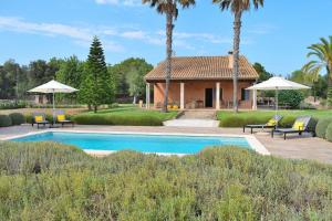 Basen w obiekcie 019 Villa Nuria ET2369 by Mallorca Charme lub w pobliżu