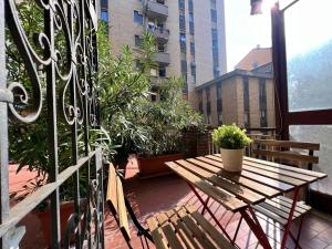 Balkón nebo terasa v ubytování APPARTME Guest House Seveso 40