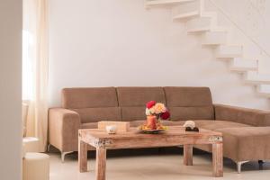 Gallery image of Villa Almyros 5 Bedroom Luxurious Villa close to the beach in Asprosikiá