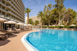 Bazén v ubytování Sol Palmanova Mallorca nebo v jeho okolí