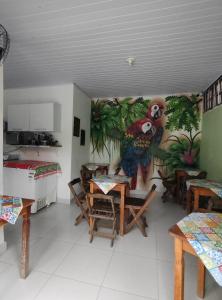 Køkken eller tekøkken på MARAVISTA SUÍTES Ubatuba