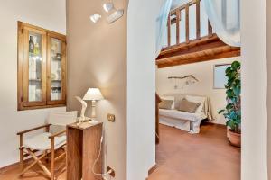 A bed or beds in a room at La Luna nel Castello