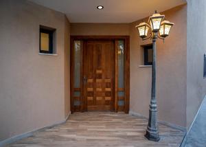 תמונה מהגלריה של וילה רוני בריכה מחוממת Villa Roni Heated pool באילת