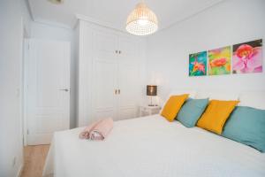 เตียงในห้องที่ Feines Appartement mit Hafenblick (Club Nautico)