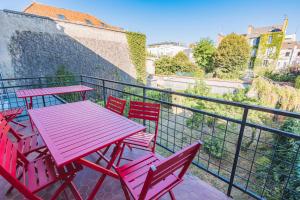 Balkón alebo terasa v ubytovaní PRESTIGE Heart of Reims
