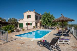 The swimming pool at or close to Finca Son Puca