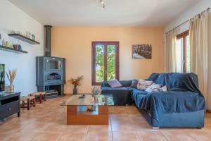A seating area at Finca Son Puca