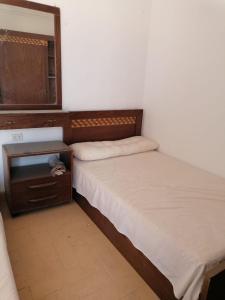 Posteľ alebo postele v izbe v ubytovaní Vella for rent in Mubarak 7 in hurghada