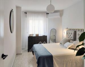 Posteľ alebo postele v izbe v ubytovaní Quiet Beachfront Apartment