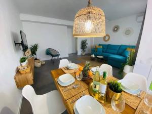 A seating area at Apartament Azul/Torrevieja