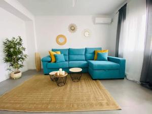 A seating area at Apartament Azul/Torrevieja