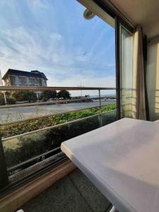 Balkón alebo terasa v ubytovaní T2 Cosy Mer Plage Plérin St Brieuc
