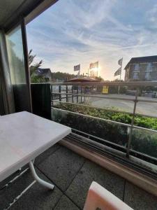 Balkón alebo terasa v ubytovaní T2 Cosy Mer Plage Plérin St Brieuc