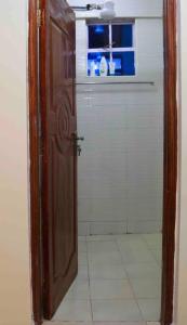 Bagno di Cosy and spacious apartment in Meru