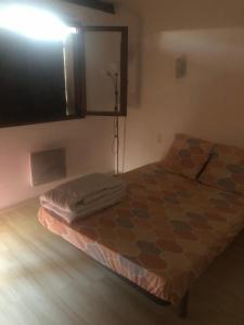 Posteľ alebo postele v izbe v ubytovaní Maison aigueleze au bord du tarn