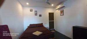 Khu vực ghế ngồi tại The Riverside