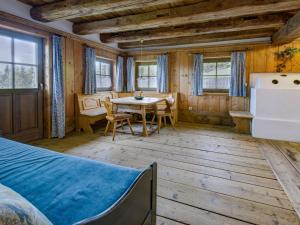 Posedenie v ubytovaní Chalet on Zettersfeld with Dolomites Views