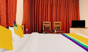 TV a/nebo společenská místnost v ubytování Itsy Hotels Crown Inn