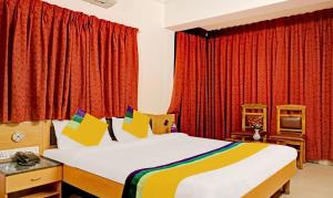 Postel nebo postele na pokoji v ubytování Itsy Hotels Crown Inn