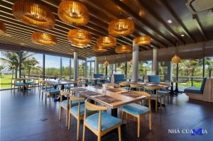 Εστιατόριο ή άλλο μέρος για φαγητό στο Oceanami Private Beach Villa Homestay - Long Hai Vung Tau