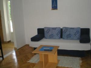 Część wypoczynkowa w obiekcie Apartment in Biograd na Moru with Terrace, Air conditioning, Wi-Fi 4801-1
