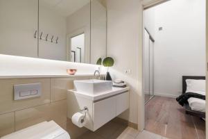 Ένα μπάνιο στο The Sophia +26 φωτογραφίες