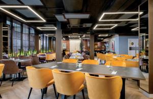Reštaurácia alebo iné gastronomické zariadenie v ubytovaní Leonardo Boutique Hotel Krakow Old Town