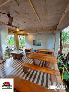 Gallery image of Coconut Garden Beach House in Malvan