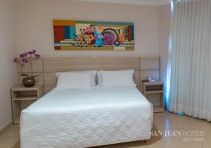 Cama ou camas em um quarto em Complexo Eco Cataratas Resort by SJ