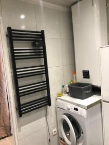 Kuchyňa alebo kuchynka v ubytovaní Appartement (F2) dans le domaine du Capitou Fréjus