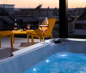 LUX&EASY Athens Downtown Residences的酒水