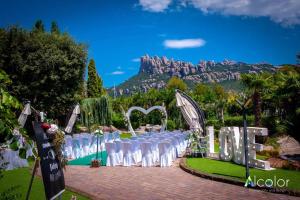 Pemandangan gunung umum atau pemandangan gunung yang diambil dari hotel