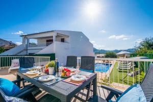 The swimming pool at or close to Ideal Property Mallorca - Can Micalo