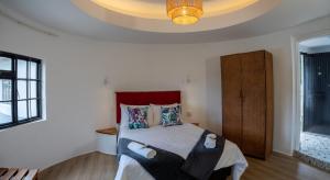 Postel nebo postele na pokoji v ubytování Fairy Knowe Hotel