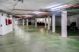 Fotografie z fotogalerie ubytování Luxury apartamento en río real v destinaci Marbella