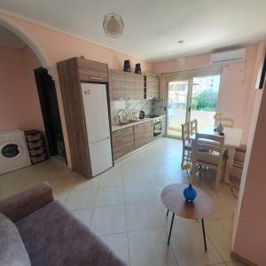 Vlore Lungomare apartament Albania - Imazhi 7