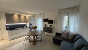 A television and/or entertainment centre at Casa Veronica nel cuore di Padova