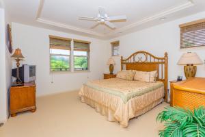 Кровать или кровати в номере Fairways at Mauna Lani by South Kohala Management