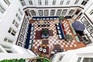 an overhead view of a courtyard in a building at Best Western Hotel Bentleys in Stockholm