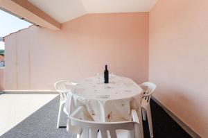 Fotografia z galérie ubytovania Apartments Slavica v destinácii Lopar