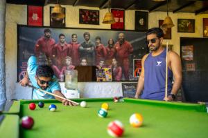 Khách lưu trú tại Whoopers Hostel Palolem